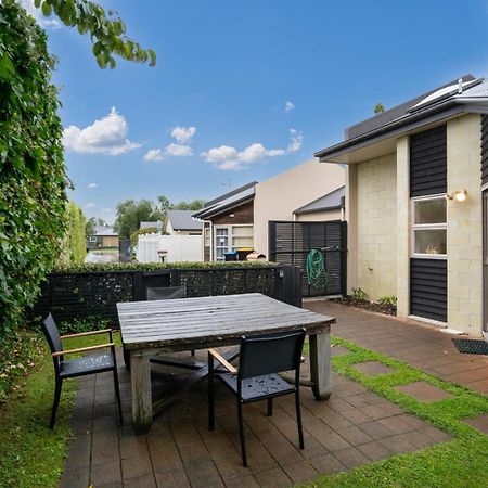 Sunny, Quiet, 2-Bedroom Unit In Fabulous Location! Cambridge Exterior foto